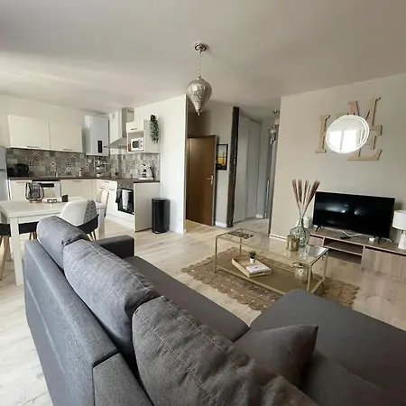 T2 Refait A Neuf Sur Le Theme Oriental Apartmán Rodez